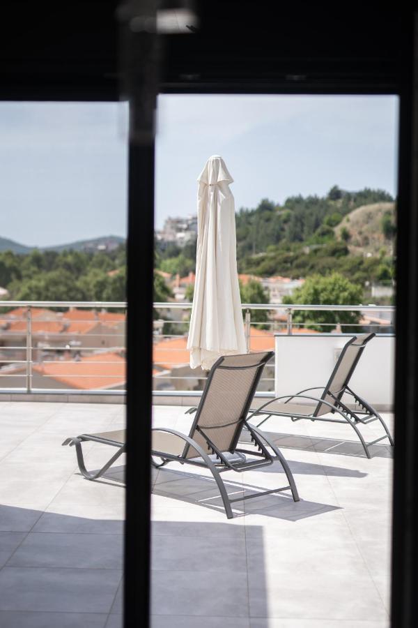 Aelia Apartments Néa Péramos Exteriör bild